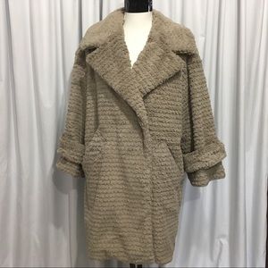 Vince Camuto teddy bear plush soft pea coat medium